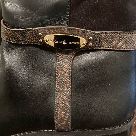 Michael Kors size 9 boots, 1 inch heel - Picture 4 of 6